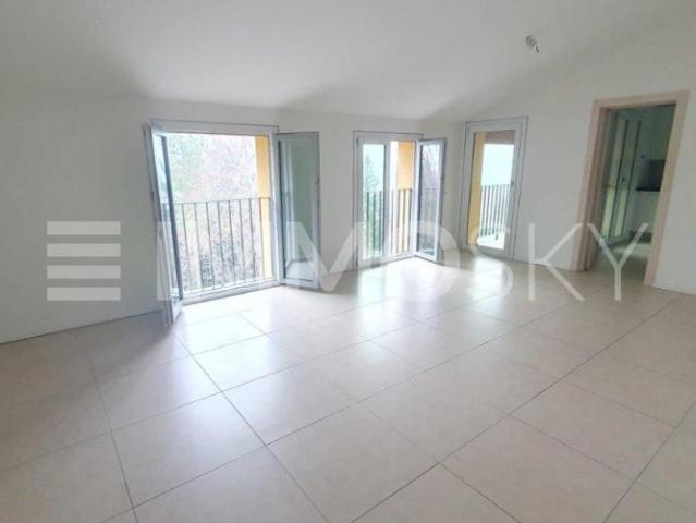 Wohnung kaufen in Caneggio, Tessin