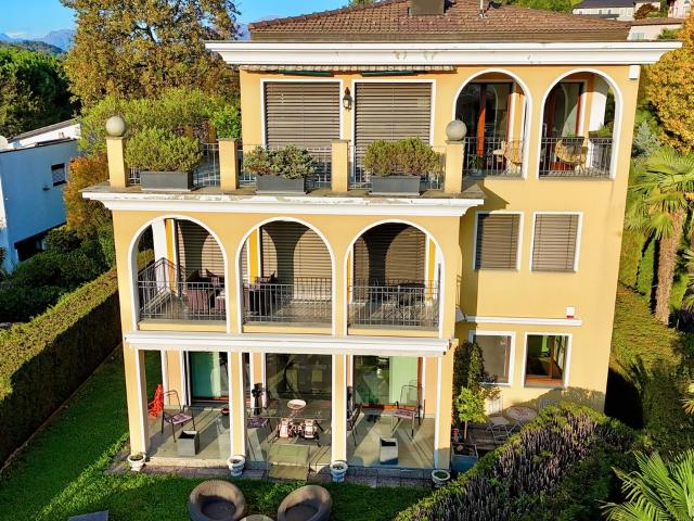 Wohnung kaufen in Collina d'Oro, Tessin