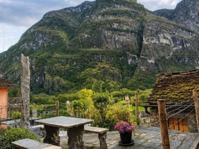 Haus kaufen in Cevio, Tessin