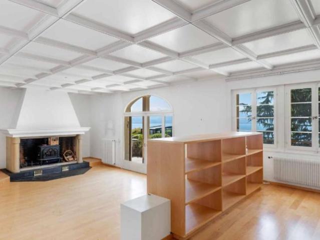 Haus kaufen in Mont-sur-Rolle, Waadt