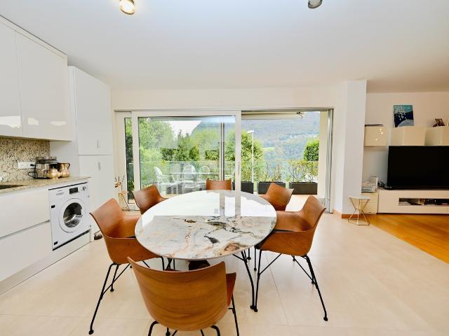 Wohnung kaufen in Collina d'Oro, Tessin