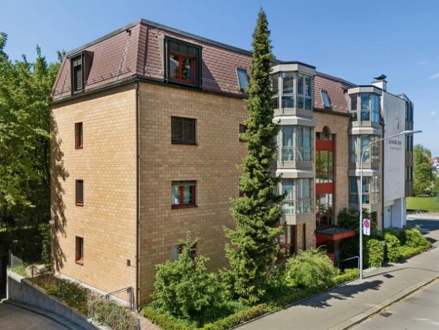 Wohnung kaufen in Einigen, Zürich