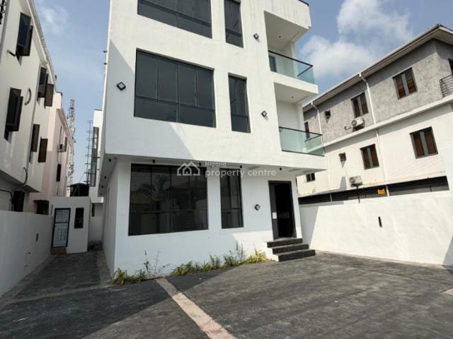 House for sale in Eti Osa, Lagos