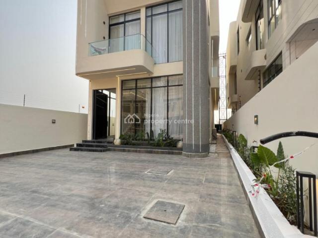 Property for sale in Eti Osa, Lagos