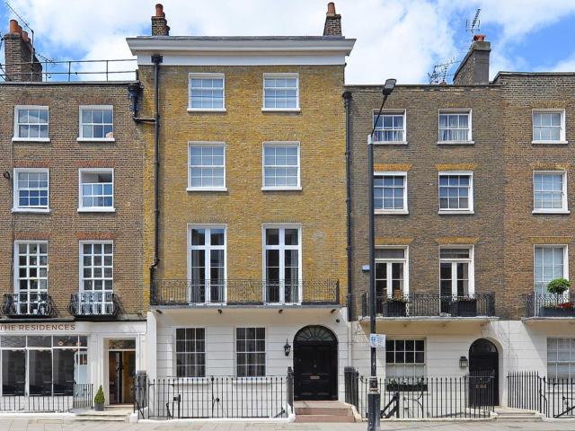 House for rent in Belgravia, Greater London