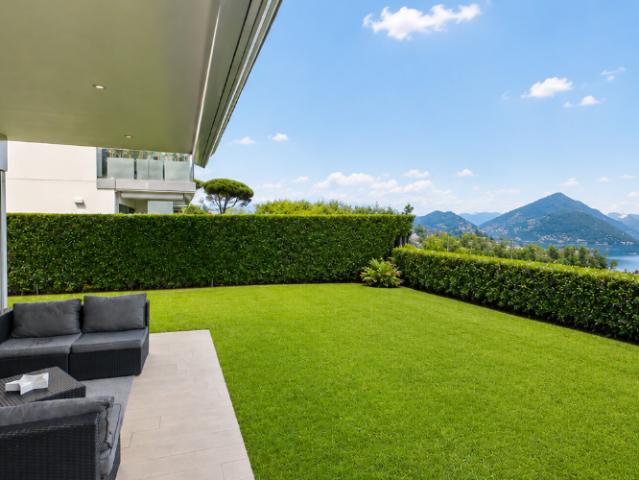 Wohnung kaufen in Collina d'Oro, Tessin