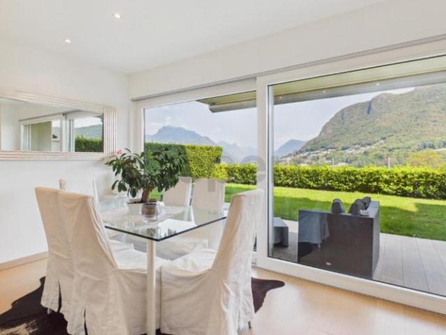 Wohnung kaufen in Collina d'Oro, Tessin