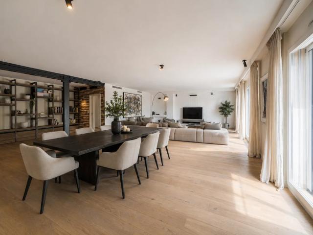 Wohnung kaufen in Cologny