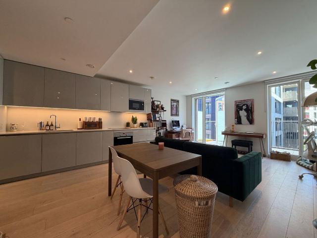 Apartment for rent in Walworth, Greater London