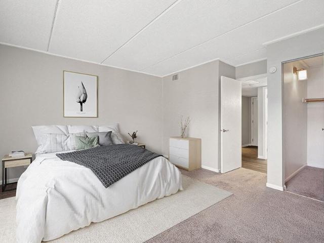 Apartment for rent in Burnsville, Minnesota