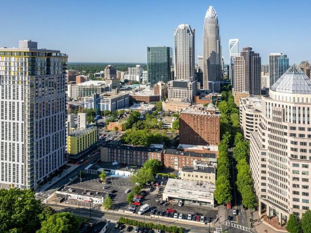 Apartment for rent in Mecklenburg, North Carolina