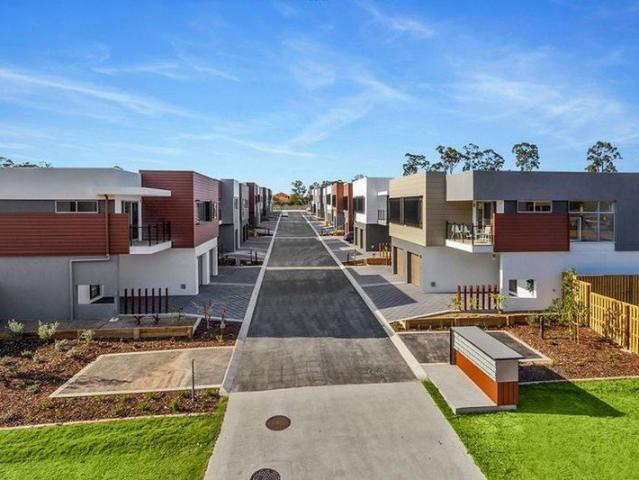 Townhouse for rent in Toombul, Queensland