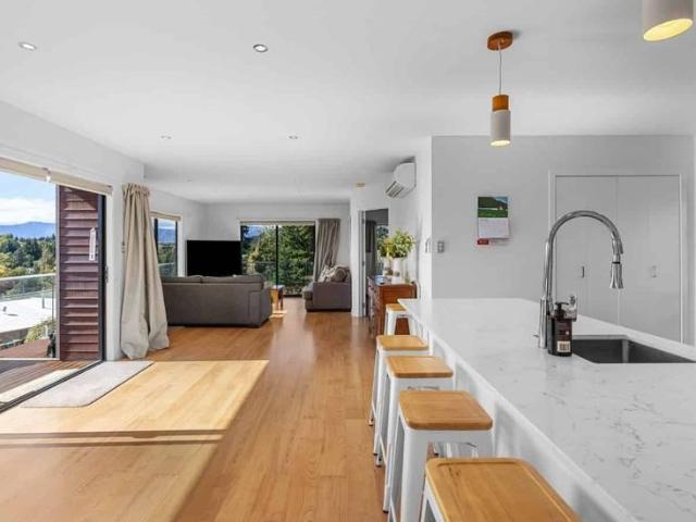 House for rent in Otakou