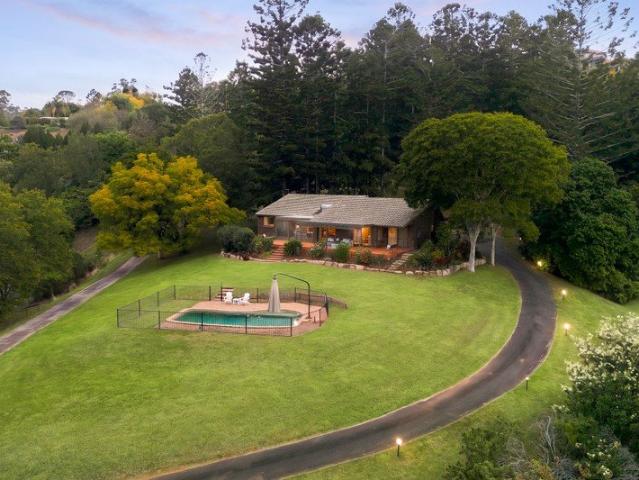 Cottage for sale in Toombul, Queensland