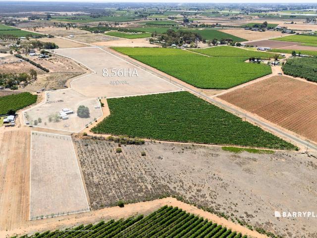 Cottage for sale in Red Cliffs, Victoria