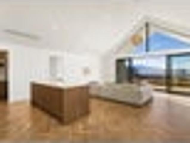 House for sale in Otakou