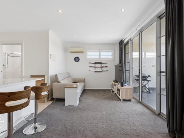 Property for rent in Lyneham, North Canberra