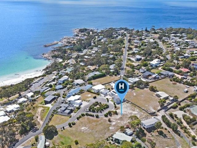 Land for sale in Binalong Bay, Tasmania
