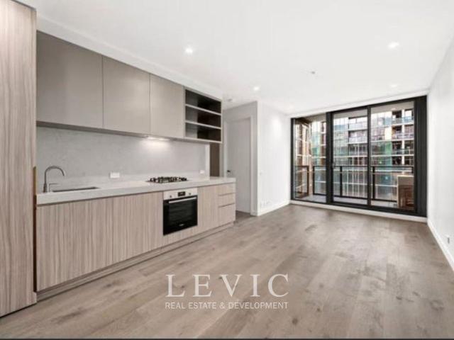 Apartment for sale in Port Melbourne, Melbourne