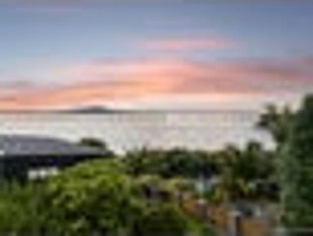House for sale in Whangaparaoa