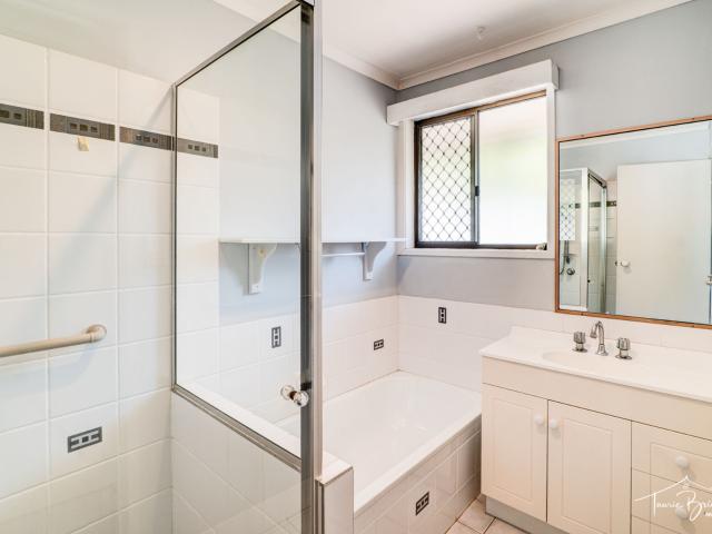 House for sale in Glenore Grove, Queensland