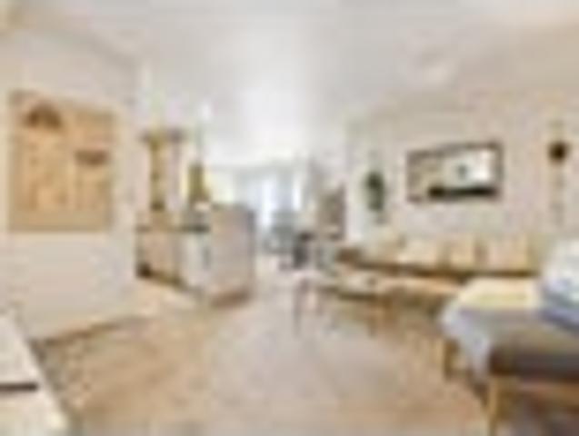 Apartment for sale in Auckland, Oroua County