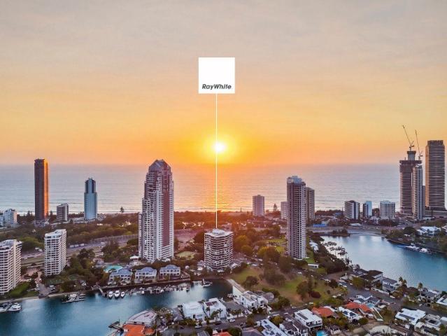 House for sale in Surfers Paradise, Gold Coast City