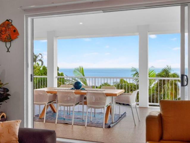 House for sale in Hideaway Bay, Queensland