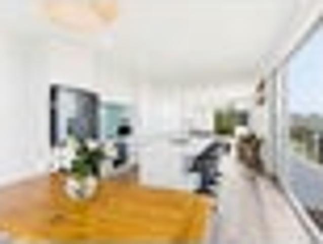 House for sale in Otakou