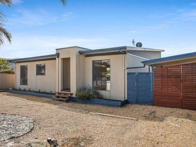 House for rent in Encounter Bay, South Australia