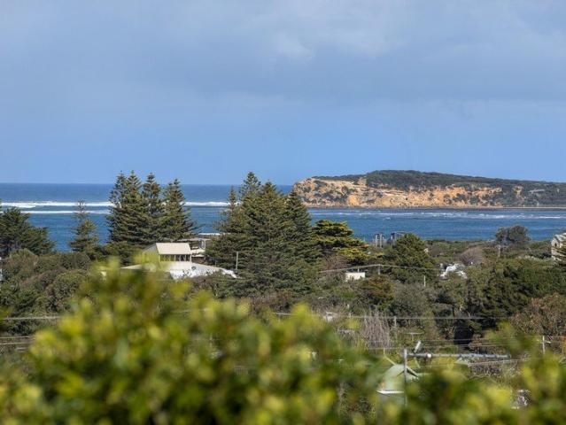 House for sale in Ocean Grove, City of Greater Geelong