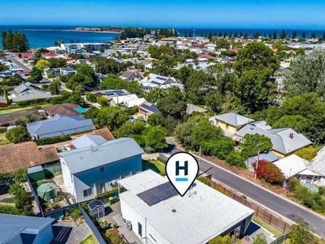 House for sale in Victor Harbor, South Australia