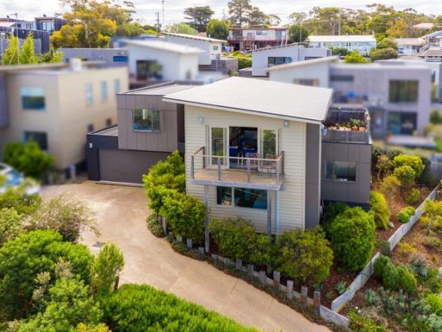 House for sale in Ocean Grove, Victoria