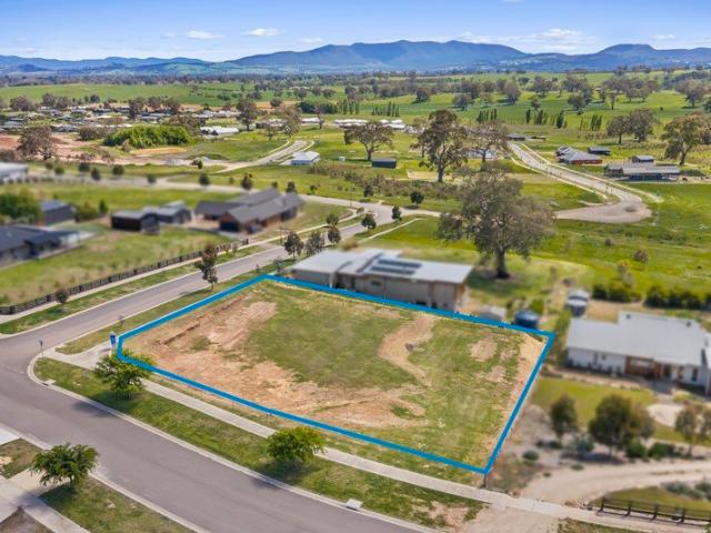 Land for sale in Oaksford Heights, Mansfield