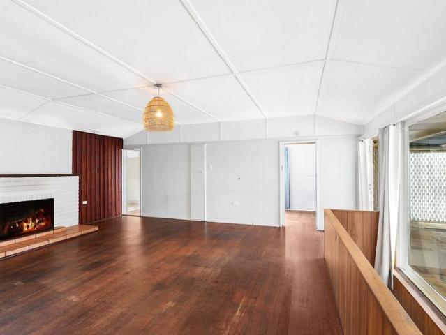 House for rent in Wamberal, Gosford
