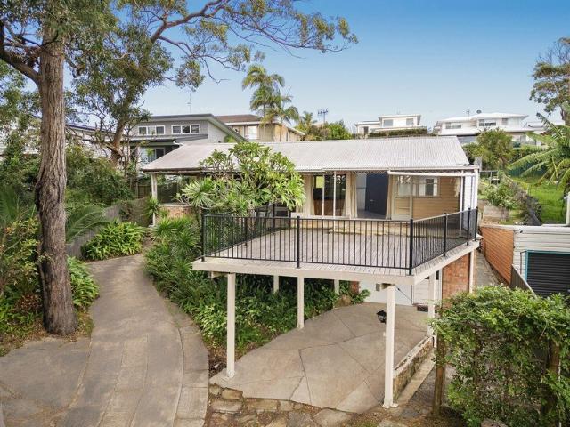 House for rent in Wamberal, Gosford