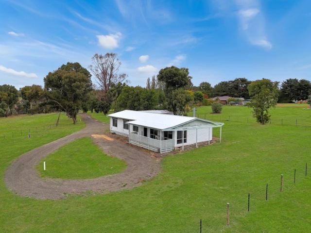 House for sale in Casterton, Victoria