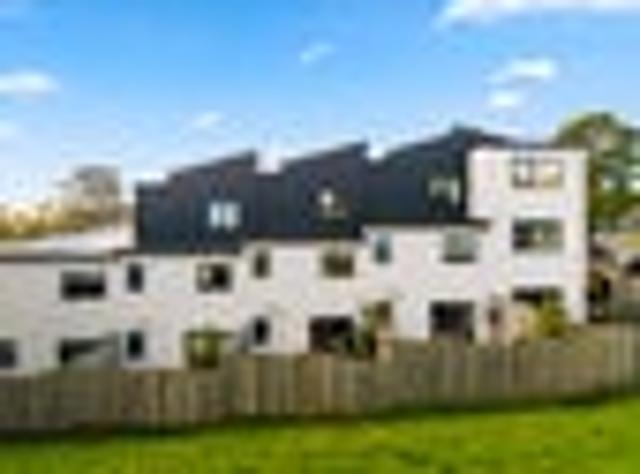 Townhouse for sale in New Windsor, Oroua County