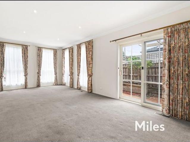 Townhouse for rent in Camerons Creek, Victoria