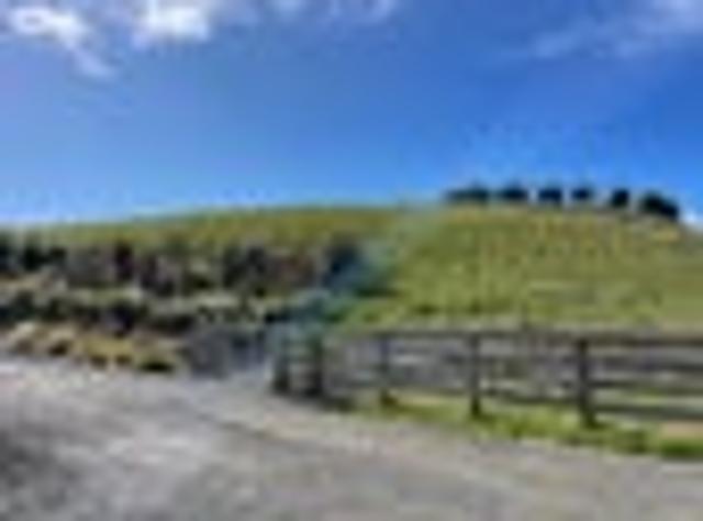 Land for sale in Elsthorpe