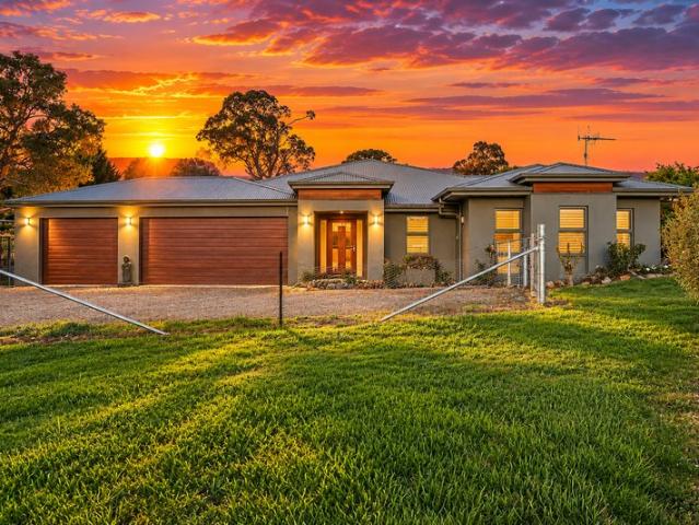 Cottage for sale in The Fields, Murrumbateman