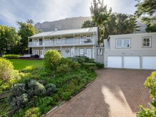 House for sale in Cape Town, Western Cape
