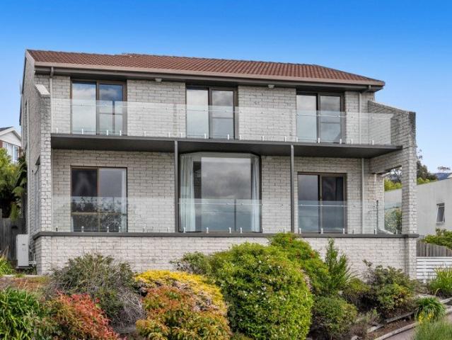 House for sale in Mount Nelson, Hobart