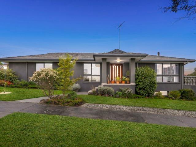 House for sale in Bell Post Hill, Geelong