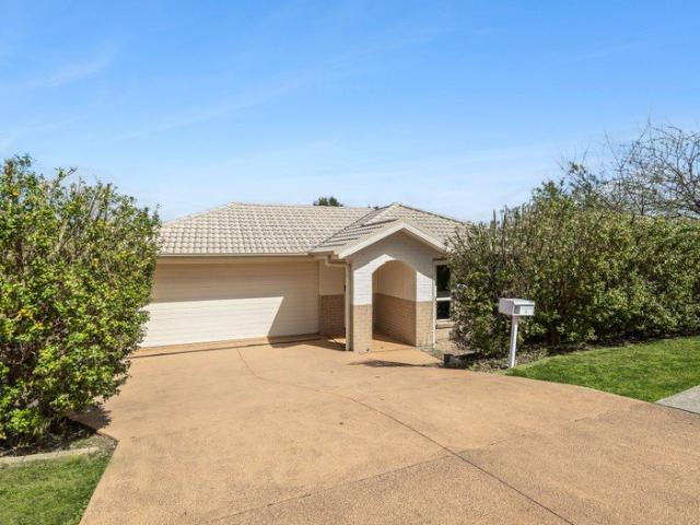 House for sale in Brisbane Grove, New South Wales