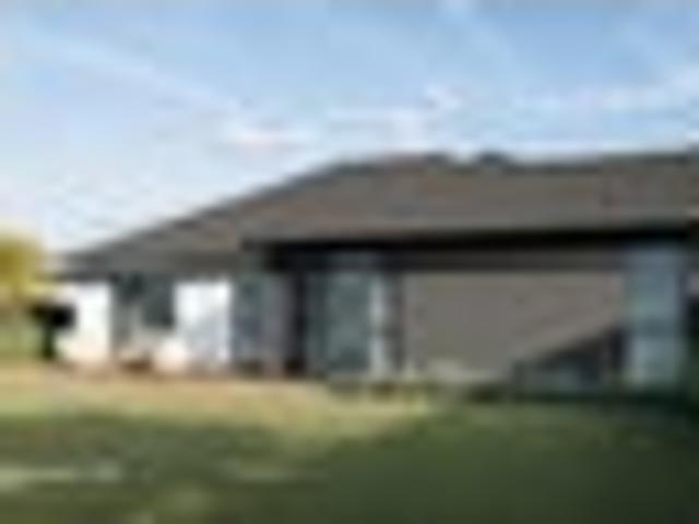 House for sale in Chaslands, Canterbury