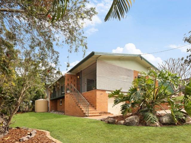 House for sale in Kenmore, Greater Brisbane