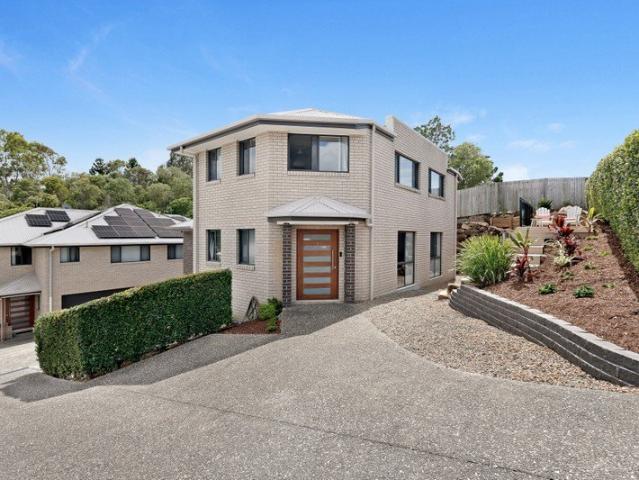 House for sale in Fernbrook, Queensland