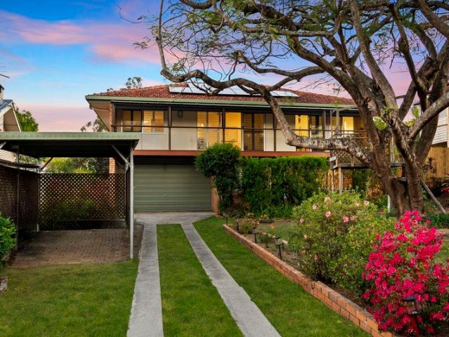 House for sale in Ferny Hills, Greater Brisbane