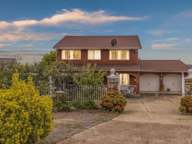 House for sale in Queanbeyan, New South Wales